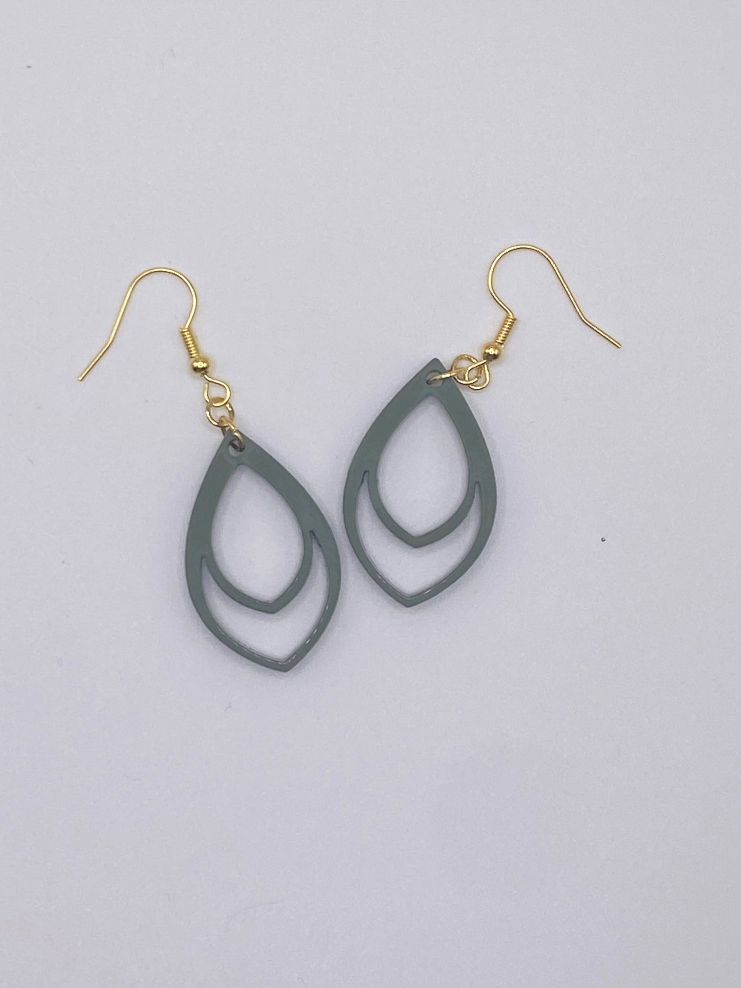 Fern Green Teardrop with Cutouts