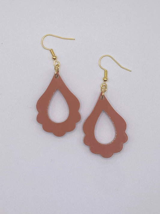 Terracotta with Teardrop Shape Cutout