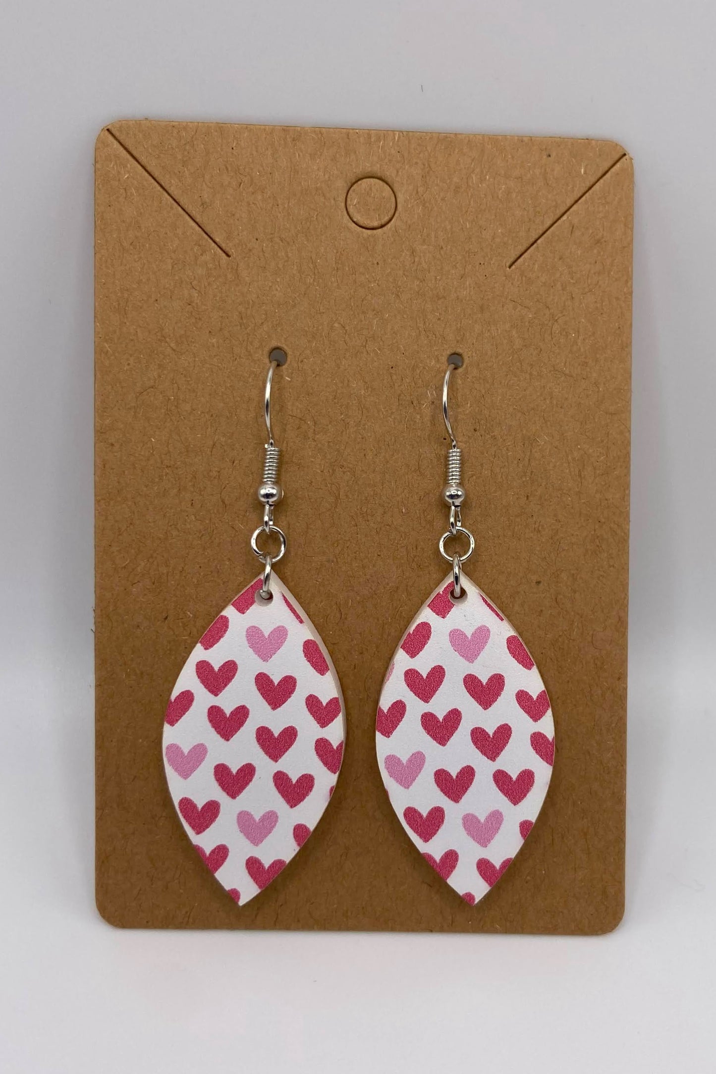 Heart Print Pointed Oval