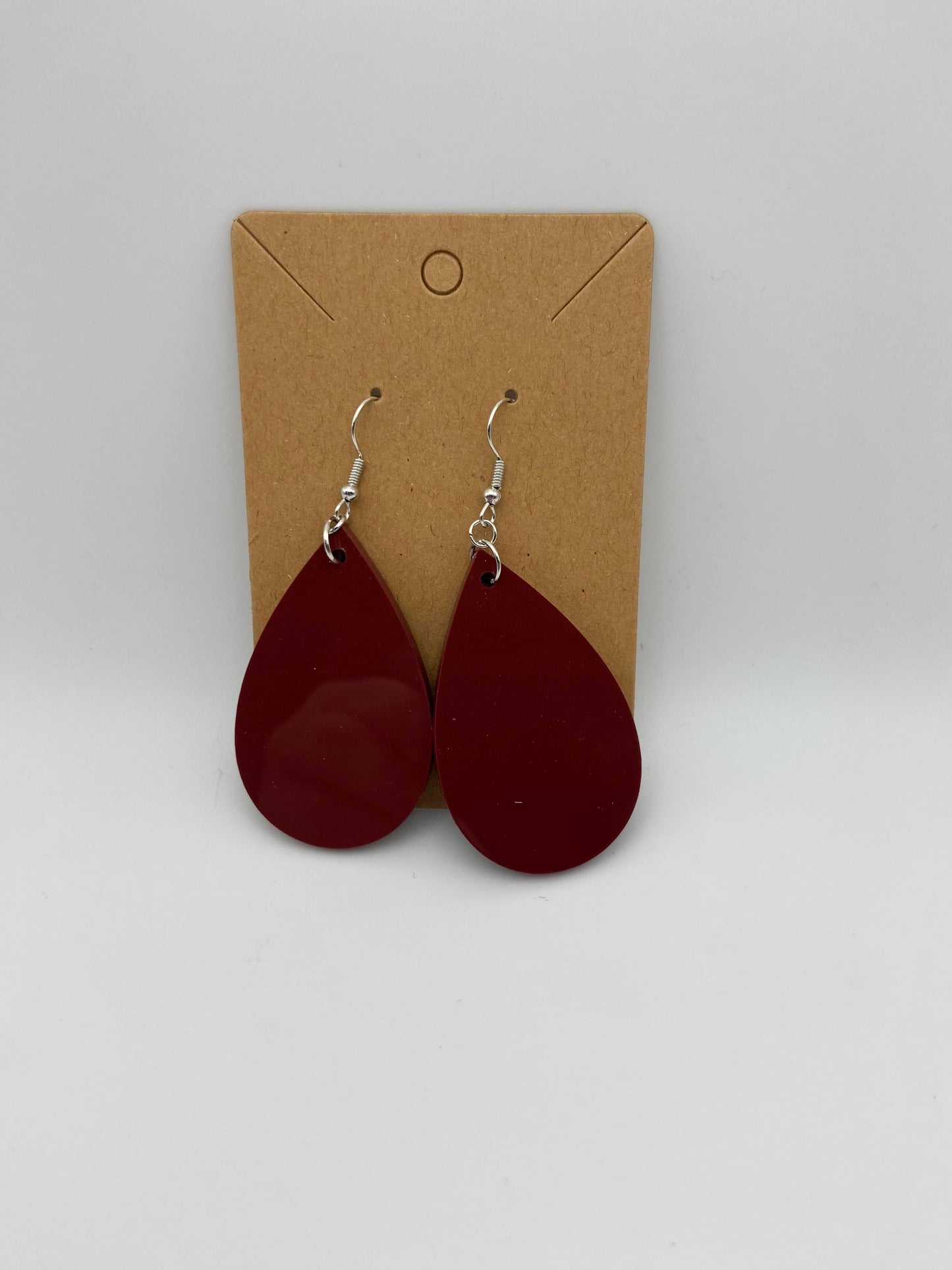 Maroon Solid Teardrop